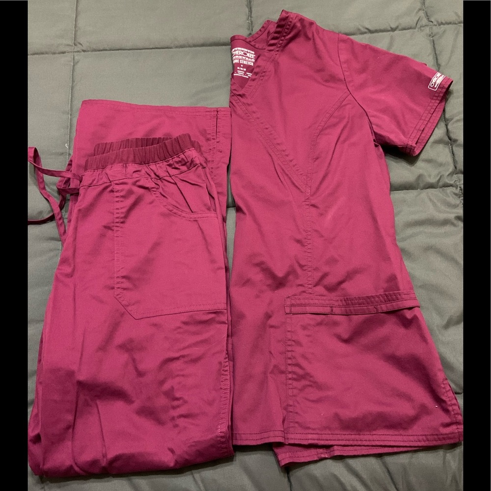 Cherokee Scrubs Set - M
